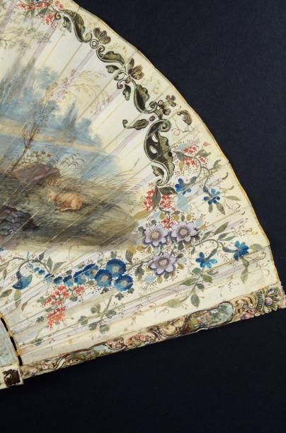 null Les perles de Rebecca, vers 1740-1750
Eventail plié, la feuille en peau peinte...