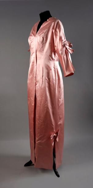 null Robe d'intérieur griffée Pierre Balmain Boutique, Paris, vers 1950-1960, robe...