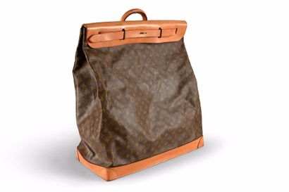 LOUIS VUITTON Steamer bag en toile monogram et cuir naturel, fermeture pattes, poignée.
H.:...