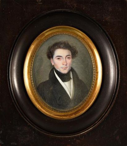Ecole FRANCAISE vers 1825 
Portrait d'homme aux cheveux ébouriffés, en costume noir...