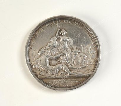 DUVIVIER Pierre-Simon-Benjamin (1730-1819) Comita Burgund.
Belle médaille en argent,...
