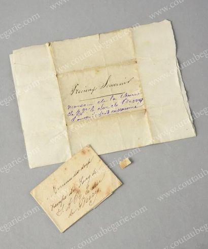 null PRÉCIEUSE RELIQUE
DU DUC DE BERRY (1778-1820).
Fragment d'étoffe provenant de...