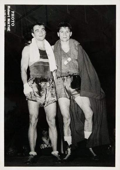null Maillot de l'équipe de France de boxe porté dans les années 50. (L'identité...