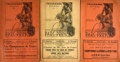 null Lot de 3 programmes officiels de réunions au Parc des Princes en 1933 et 1935....