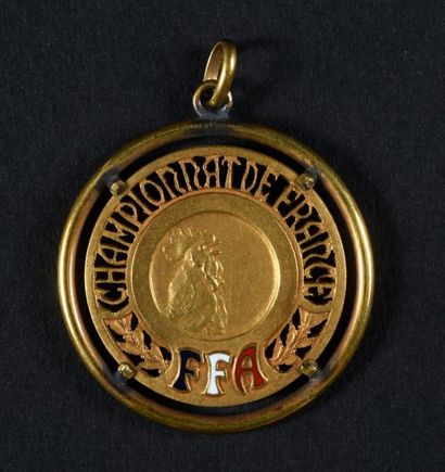 null Médaille de Champion de France 1958 du Marathon, 1er de ses 6 titres .
Diamètre...