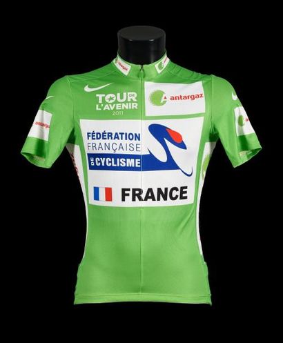 null Romain Bardet
Maillot vert porté sur le Tour de l'Avenir 2011. Il remporte le...