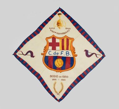 null Mouchoir commémoratif du cinquantenaire du C.F Barcelone 1899-1949 et du titre...