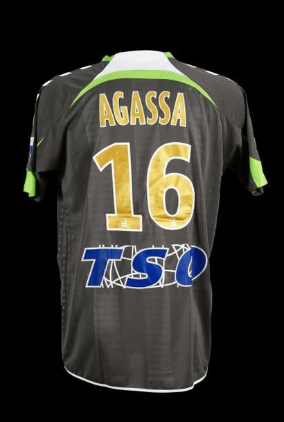 null Kossi Agassa n°16
Maillot porté avec le Stade de Reims lors de la saison 2012-2013...