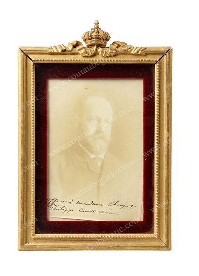 null PHILIPPE, prince d'Orléans, comte de Paris (1838-1894).
Portrait photographique...