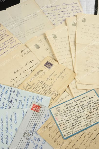 KOJINE, comte Wladimir Nicolaïévitch de (1890-1980) 
Ensemble de 39 lettres et cartes...