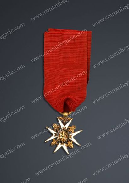 null ORDRE ROYAL ET MILITAIRE
DE SAINT-LOUIS (France).
Croix de chevalier. Insigne...