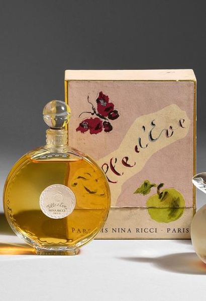 Nina RICCI «Fille d'Eve» - (1952)
Présenté dans son coffret cubique en carton gainé...