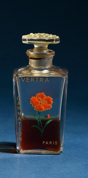 Vertra «Carnation» - (années 1920)
Flacon en cristal incolore pressé moulé de Baccarat...