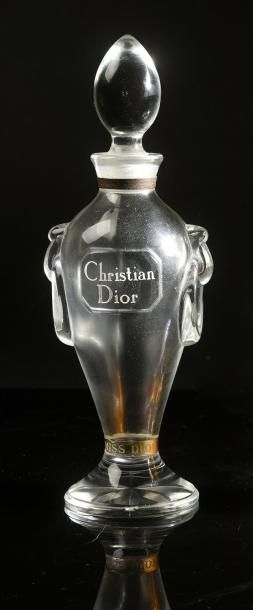 CHRISTIAN DIOR «Miss Dior» - (1947)
Même modèle de flaconnage que ceux du lot précédent...