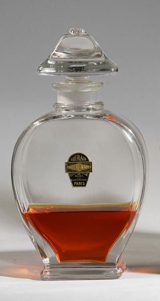 Guerlain «Guerlinade» - (1924)
Dans une belle taille, flacon en cristal massif incolore...