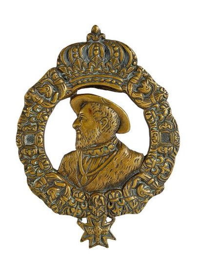 null François Ier, roi de France. Médaillon à suspendre en bronze, représentant un...