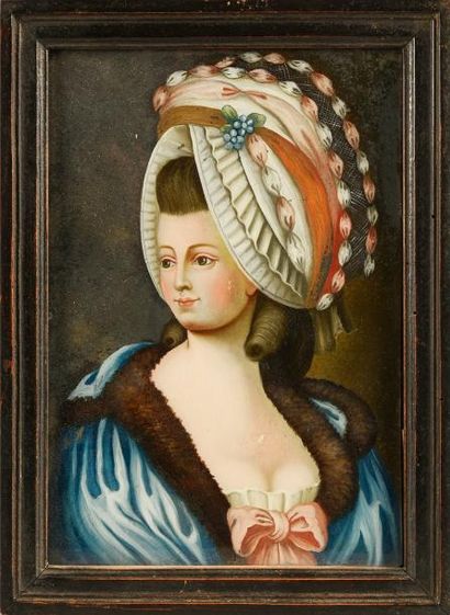 École FRANÇAISE du XVIIIe siècle Portait de femme à la coiffe.
Rare paire de fixés...