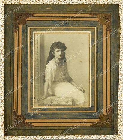 null ANASTASIA NICOLAÏÉVNA, grande-duchesse de Russie (1901-1918)
Portrait photographique...