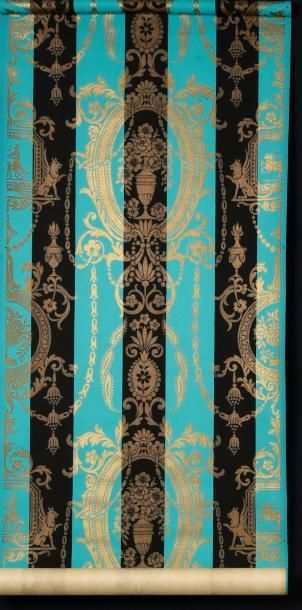 null Ensemble de papiers peints, vers 1910-1920, décor d'inspiration Louis XVI imprimé...