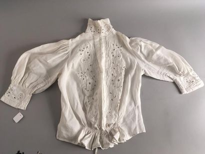 null Partie d'une garde-robe féminine élégante, 1860-1910 environ, corsage de bal...