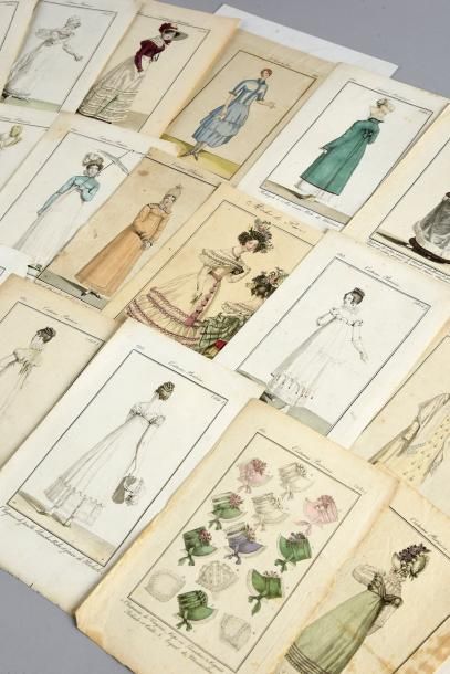null Réunion de gravures de mode tirées de différents périodiques, 1800-1930 environ.
Costume...