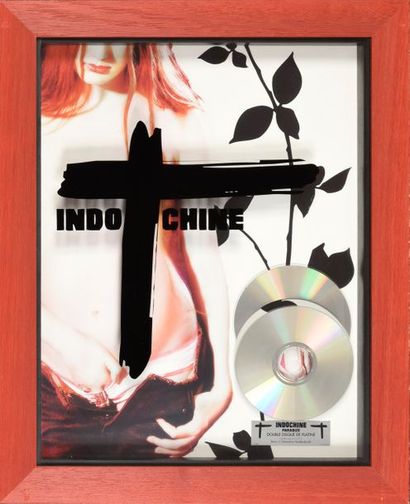 null Indochine 2002.
Double disque de platine pour l'album «Paradize» certifié en...