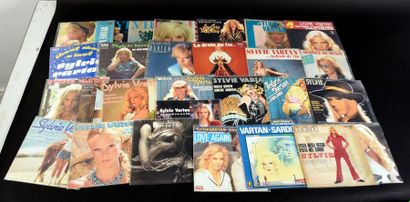 null Vartan, Sylvie
Une collection complète de 27 disques (45 tours) et 2 albums...