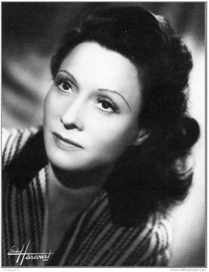 null Les mémoires enregistrées d'Arletty (1898-1992)
Les confidences de la comédienne...
