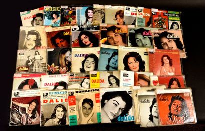 DALIDA
Une collection complète de 225 disques...