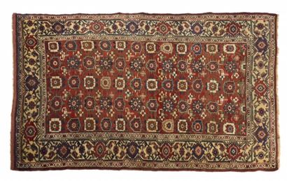null Ancien BIDJAR sur chaines en laine (Perse), fin du 19e siècle

Un champ rouge...