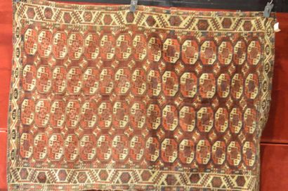 null Rare et très ancien Chodor, XVIIIème siècle (Turkmene). Pièce de collection...