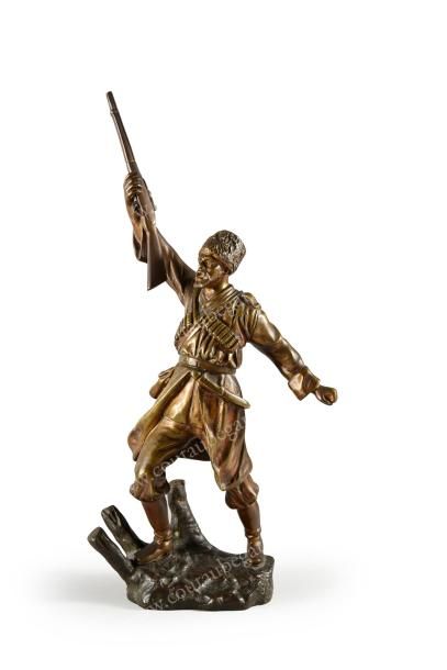 OMERTH Georges (1895-1925) 
Soldat cosaque brandissant son fusil.
Bronze doré à patine...