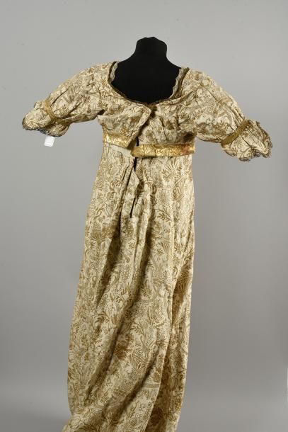 null Spectaculaire robe pour un bal travesti, vers 1910, robe taille haute à traine...