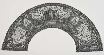 null Feuille d'éventail, Bayeux ombré "Trouville", 2nde moitié du XIXe siècle.
En...