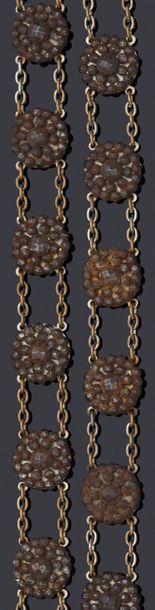 null Ceinture en métal, composé de motifs ronds de perles d'acier facettées reliés...