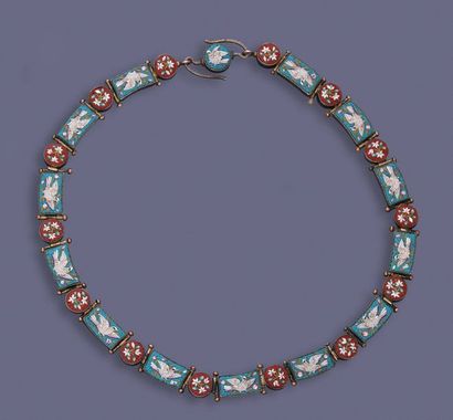 null Collier articulé en métal, à décor alternés de plaques de micromosaïque à motif...