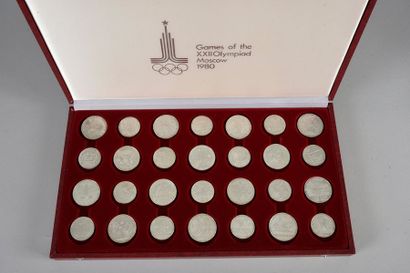 null Coffret de 28 pièces commémoratives des Jeux Olympiques de Moscou 1980 en argent...