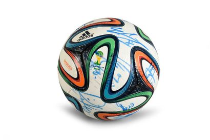 null Ballon Brazuca (official match ball) utilisé à l'entrainement par l'équipe de...
