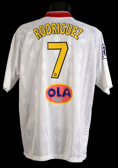 null Bruno Rodriguez.
Maillot n°7 du RC Lens pour la saison 1999-2000 de Ligue 1...