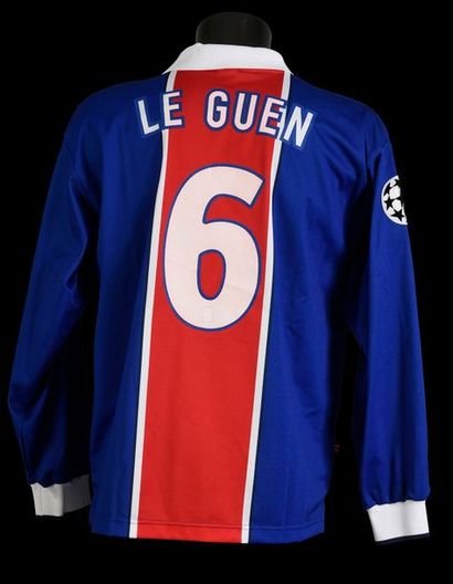 null Paul Le Guen n°6.
Maillot porté avec le Paris Saint-Germain en Ligue des Champions...