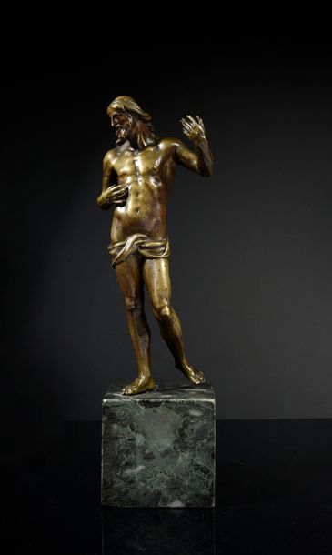 Attribué à François DuQuesnoy (1597-1643) 
Christ.
Bronze à patine brun clair nuancé.
Manque...