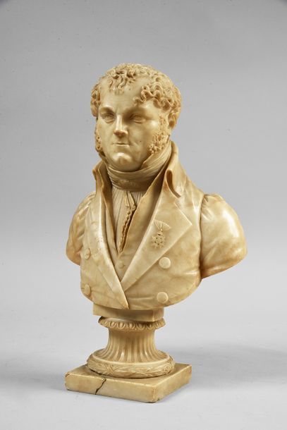 null Buste en albâtre sculpté représentant probablement le Maréchal Ney, Prince de...