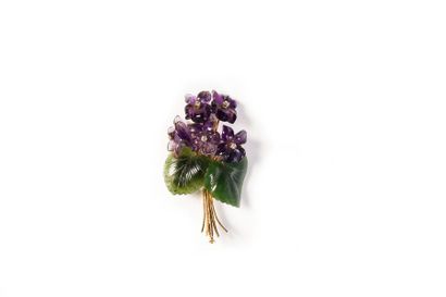 null Broche bouquet de violettes en améthyste, les pistils en diamant, les feuilles...