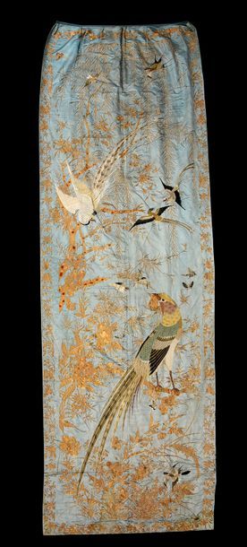 null Paire de rideaux brodés, Ateliers de Canton, Chine, vers 1830, satin de soie...