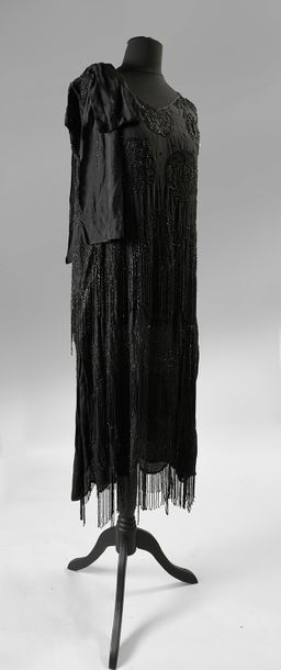 null Robe du soir, haute couture, vers 1925, robe sans manches, en crêpe de soie...