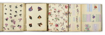 null Ensemble de quatre cahiers de motifs floraux, Second Empire, encre, gouache...
