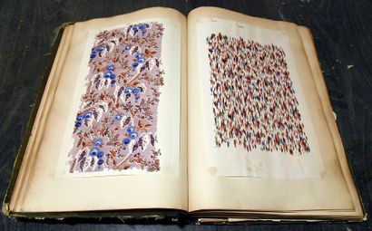 null Album d'empreintes et maquettes gouachées, daté 1850, décors de 2 à 8 couleurs...