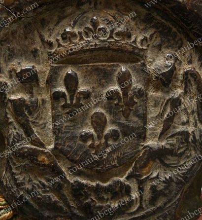 null LOUIS XIV, roi de France (1638-1715).
Grand sceau de Louis XIV en cire double-face...