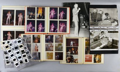 null FRANÇOIS, CLAUDE 1 lot de 5 albums photos qui rassemblent 342 photos de Claude...
