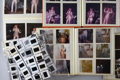null FRANÇOIS, CLAUDE 1 lot de 5 albums photos qui rassemblent 342 photos de Claude...